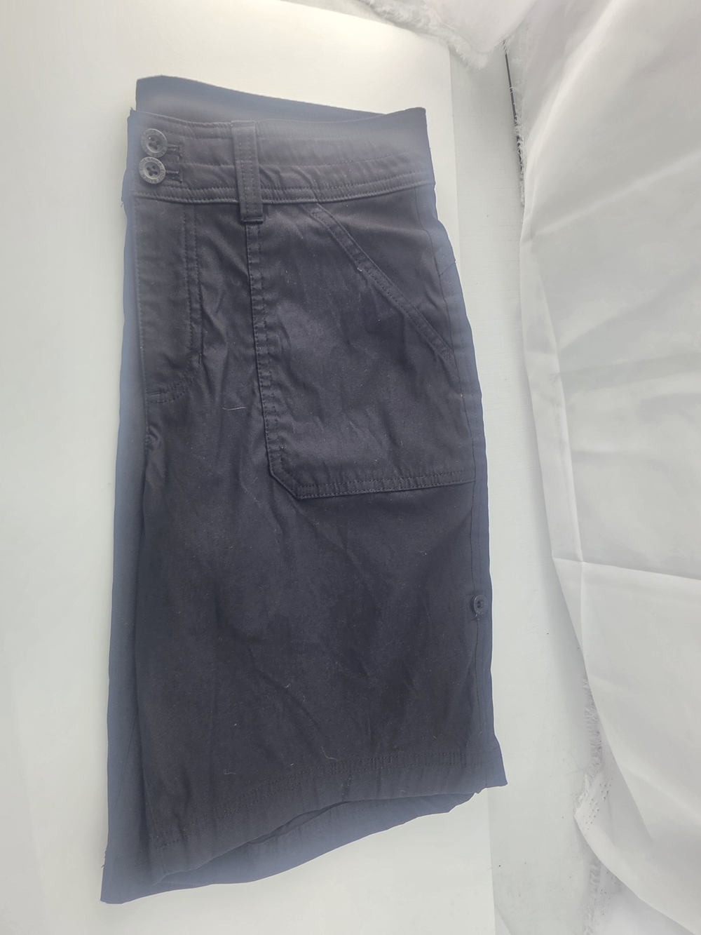 Eddie Bauer Black Polyester Shorts Womens Sz 4